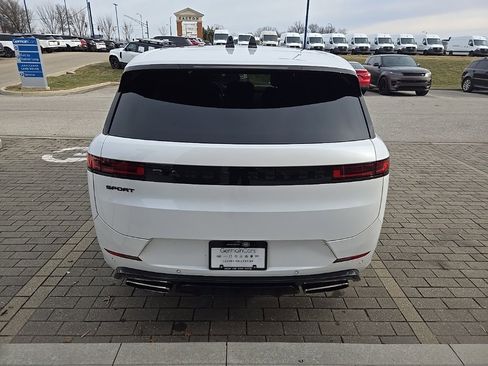 Used 2024 Land Rover Range Rover Sport Dynamic SE image 6