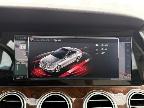 Used 2017 Mercedes-Benz E 300 4MATIC image 58