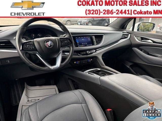 Used 2023 Buick Enclave Essence AWD/4WD image 16