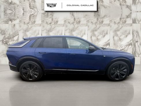Used 2025 Cadillac Lyriq Sport w/ Nappa Leather Package AWD/4WD image 7
