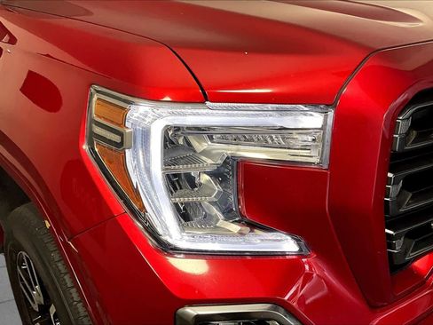 Certified 2022 GMC Sierra 1500 AT4 w/ AT4 Premium Package AWD/4WD image 27