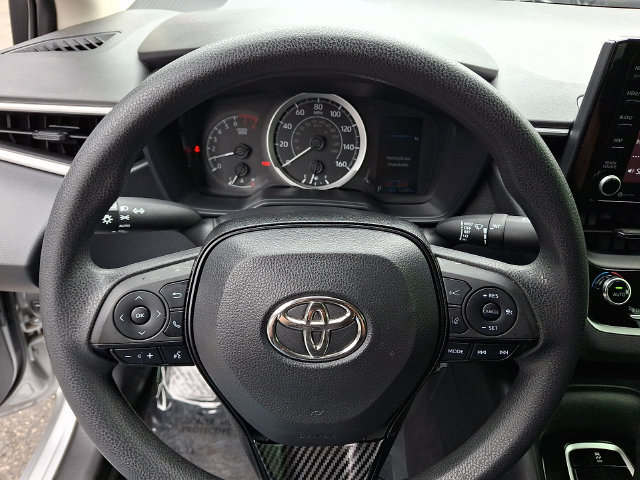 Used 2022 Toyota Corolla LE FWD image 14