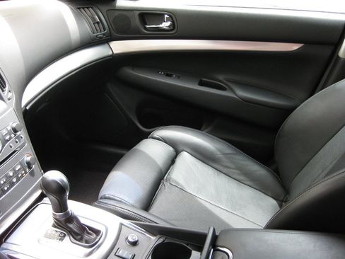 Used 2013 INFINITI G37 x Sedan w/ Premium Pkg AWD/4WD image 22