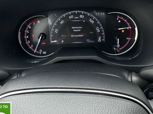 Used 2023 Toyota RAV4 XLE Premium image 25