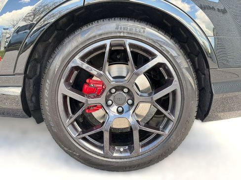 New 2026 Audi SQ7 Prestige AWD/4WD image 11