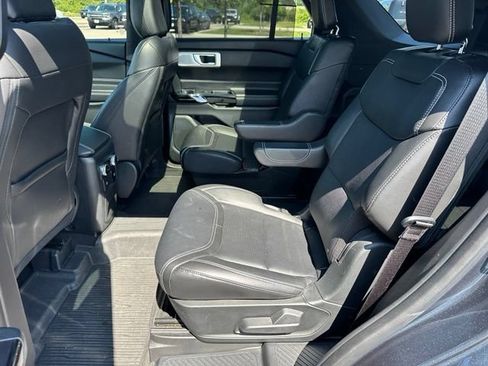 Used 2022 Ford Explorer ST w/ Equipment Group 401A AWD/4WD image 16