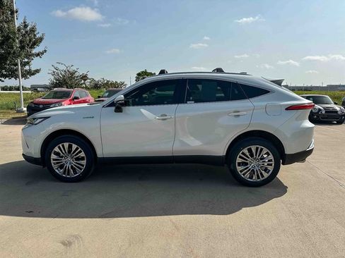 Used 2021 Toyota Venza Limited w/ Advanced Technology Package AWD/4WD image 6