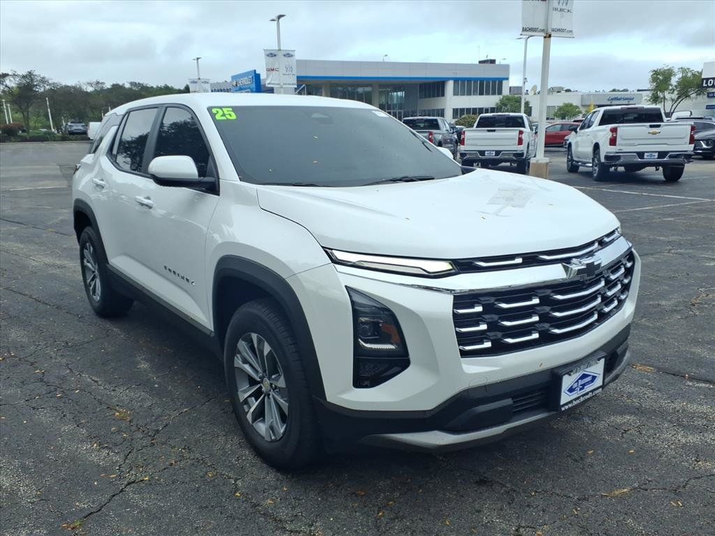 Used 2025 Chevrolet Equinox LT AWD/4WD image 1