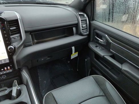 New 2026 RAM 2500 Laramie w/ Night Edition AWD/4WD image 16