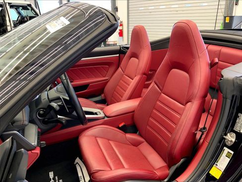 Used 2023 Porsche 911 Turbo AWD/4WD image 5