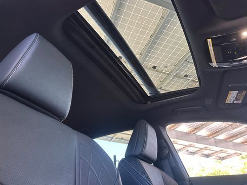 Used 2024 Lexus RX 350 image 17