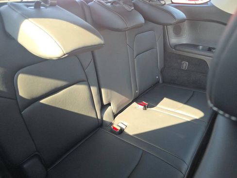 Used 2025 Nissan Pathfinder Platinum FWD image 18