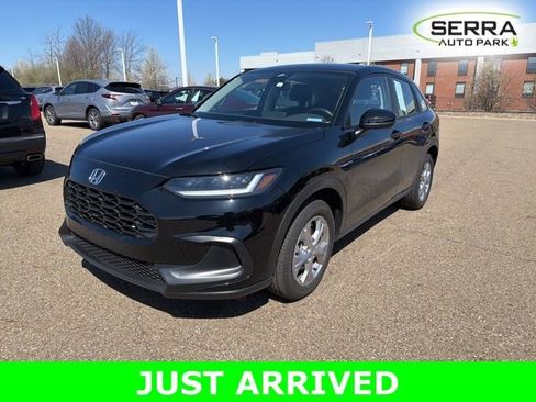 Used 2024 Honda HR-V LX image 1