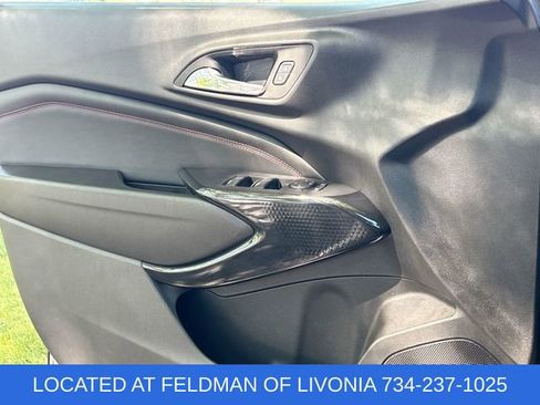 Used 2024 Chevrolet Trax RS w/ Sunroof Package FWD image 21