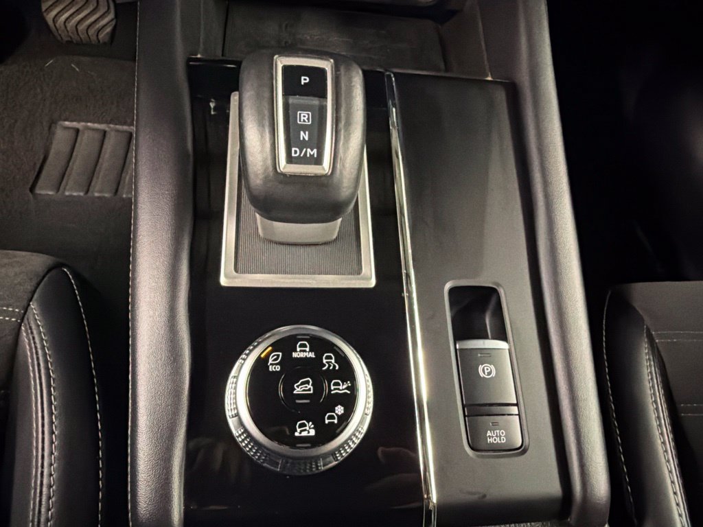 Used 2024 Mitsubishi Outlander SE AWD/4WD image 17