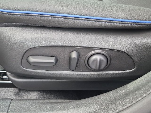 New 2026 Buick Envista Sport Touring w/ Convenience I Package FWD image 15