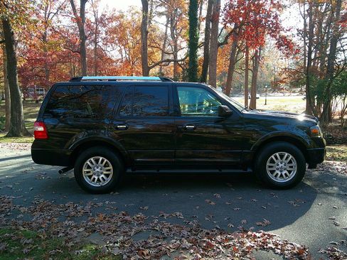 Used 2014 Ford Expedition Limited image 4