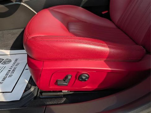 Used 2018 Maserati Ghibli S RWD image 23