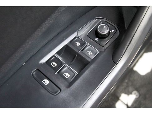 Used 2024 Volkswagen Jetta GLI Autobahn FWD image 21