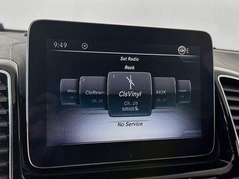 Used 2017 Mercedes-Benz GLS 450 4MATIC image 15