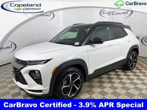 Certified 2023 Chevrolet TrailBlazer RS w/ Convenience Package image 1