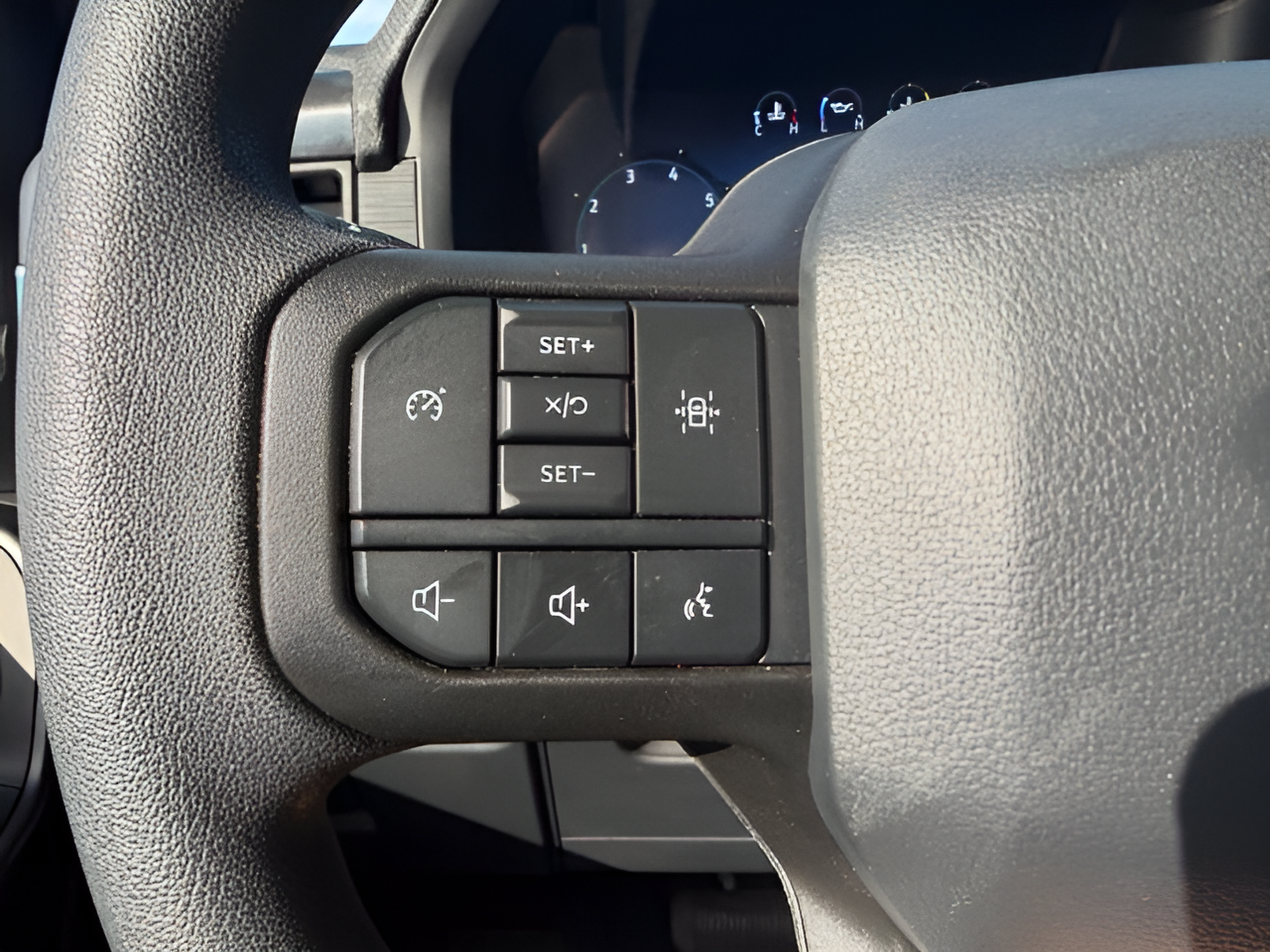 Used 2025 Ford F150 STX AWD/4WD image 13