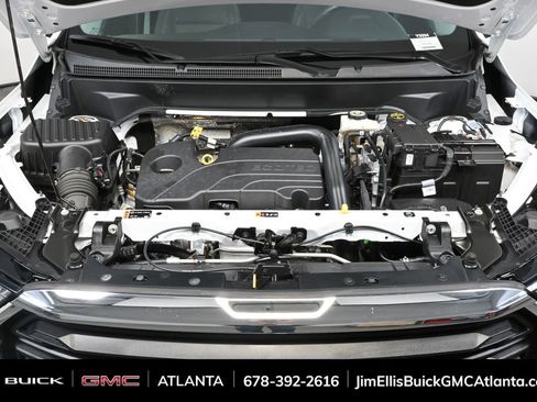 Used 2024 GMC Terrain SLE image 30