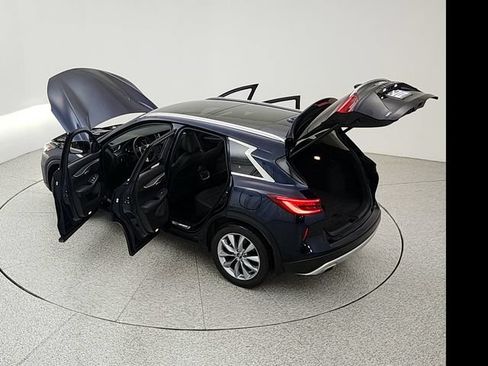 Used 2022 INFINITI QX50 Luxe AWD/4WD image 40