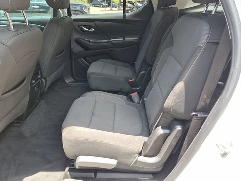 Used 2019 Chevrolet Traverse LT FWD image 20