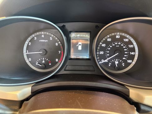 Used 2017 Hyundai Santa Fe Sport FWD image 15