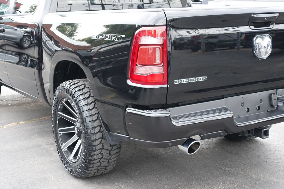 Used 2023 RAM 1500 Big Horn AWD/4WD image 10