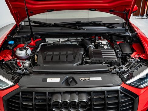 Used 2024 Audi Q3 2.0T Premium image 46