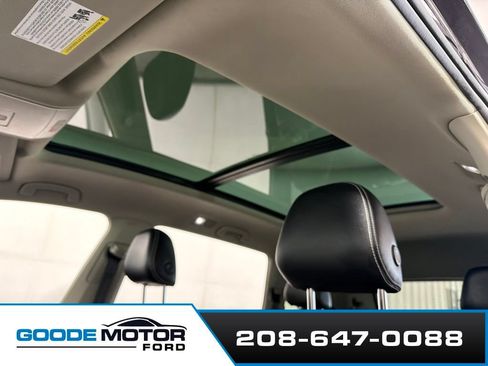 Used 2021 Volkswagen Atlas SEL AWD/4WD image 16