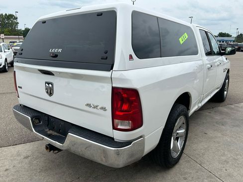 Used 2016 RAM 1500 Classic SLT AWD/4WD image 5