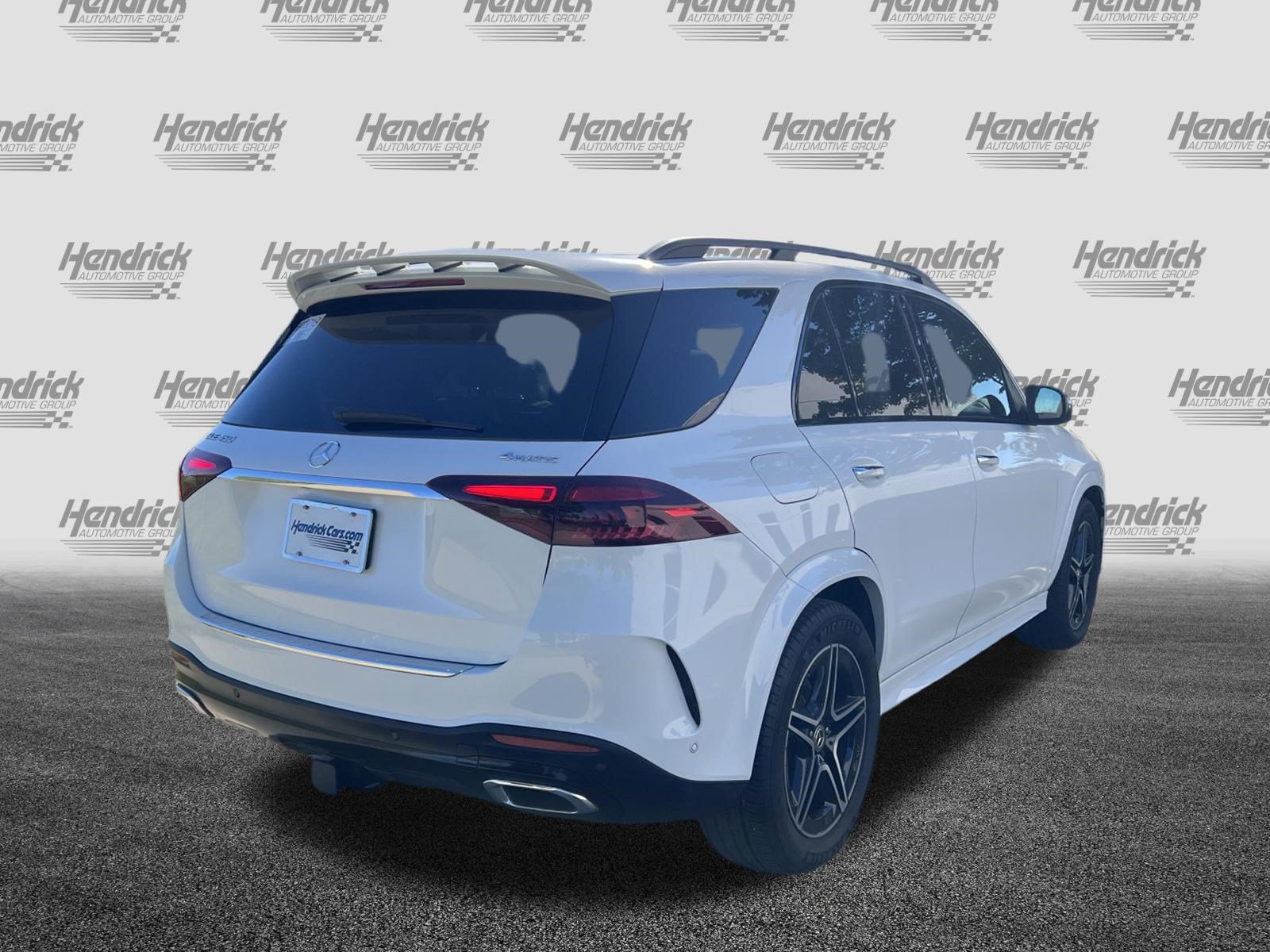 Used 2025 Mercedes-Benz GLE 450 4MATIC w/ AMG Line Exterior image 10