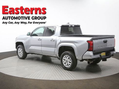 Used 2024 Toyota Tacoma SR5 RWD image 62