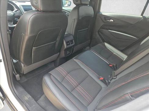 Used 2024 Chevrolet Equinox RS FWD image 11