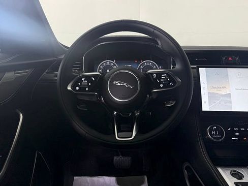 Used 2026 Jaguar F-PACE R-Dynamic S AWD/4WD image 22