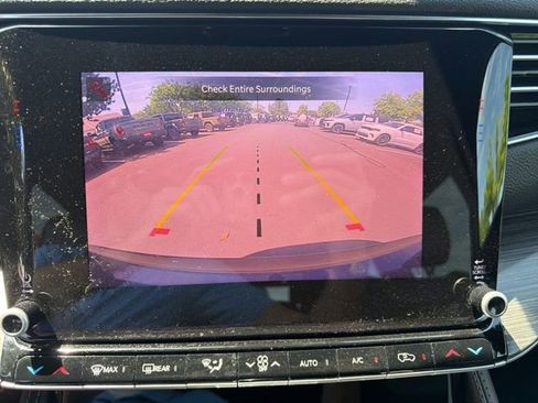 Used 2024 Jeep Wagoneer Series II w/ Flexible Seating Group image 30