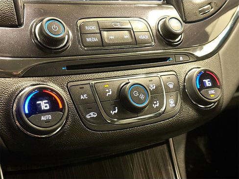 Used 2019 Chevrolet Impala Premier image 18