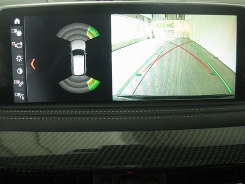 Used 2018 BMW X5 M AWD/4WD image 22