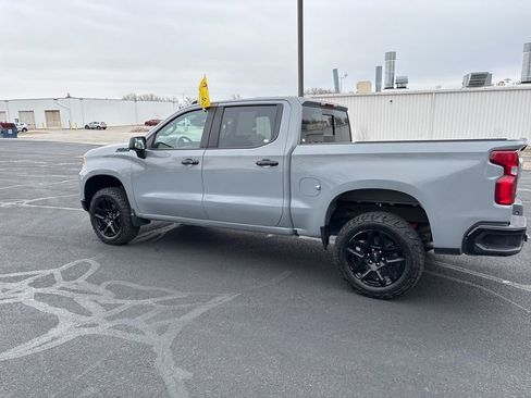 Used 2024 Chevrolet Silverado 1500 LT Trail Boss w/ Convenience Package II AWD/4WD image 10