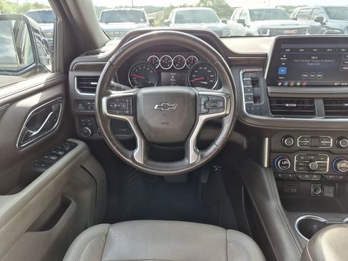 Used 2021 Chevrolet Tahoe Z71 w/ Luxury Package AWD/4WD image 34
