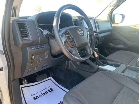 Used 2022 Nissan Frontier S w/ Technology Package image 8