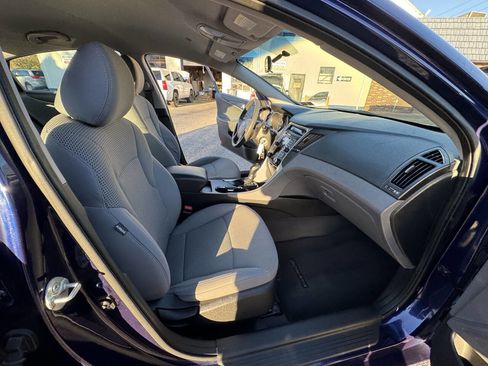 Used 2011 Hyundai Sonata GLS image 43