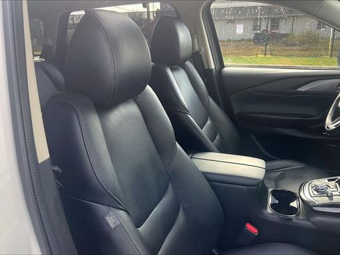 Used 2022 MAZDA CX-9 Touring w/ Touring Premium Package image 9