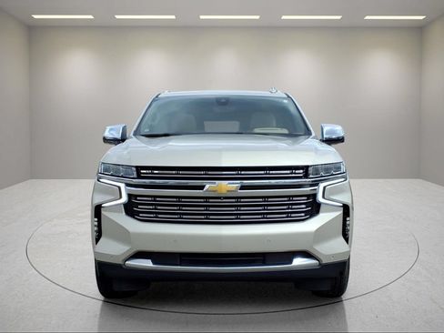 Used 2021 Chevrolet Tahoe Premier w/ Premium Package AWD/4WD image 25