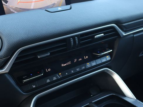 Used 2025 MAZDA CX-70 Plug-In Hybrid w/ Premium Pkg AWD/4WD image 28