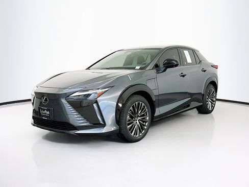 Used 2023 Lexus RZ 450e Premium w/ Accessory Package (2T) image 3