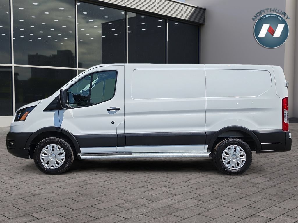 Used 2025 Ford Transit 250 Low Roof w/ Exterior Upgrade Package RWD image 2